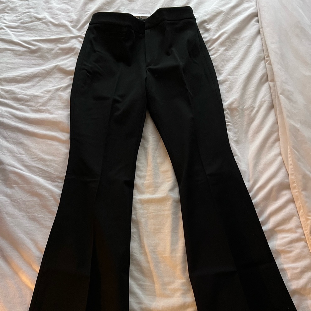 Banana Republic Sloan Flare NWT Petite 4 in black